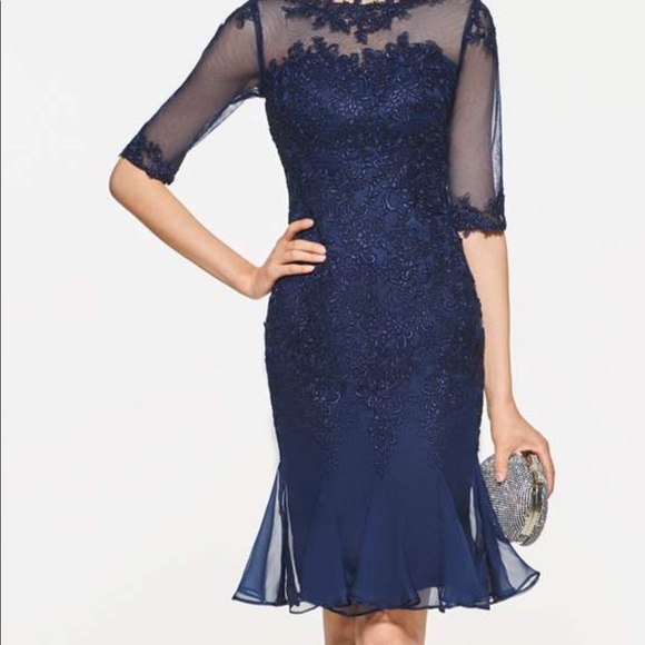 Formal Dress - Picture 1 of 8